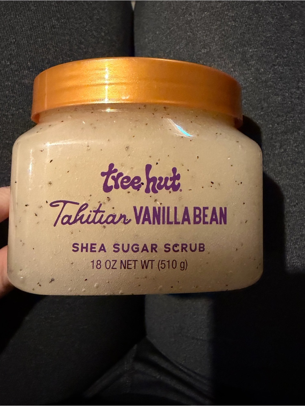 Tree Hut Tahitian Vanilla Bean Shea Sugar Scrub — Cream